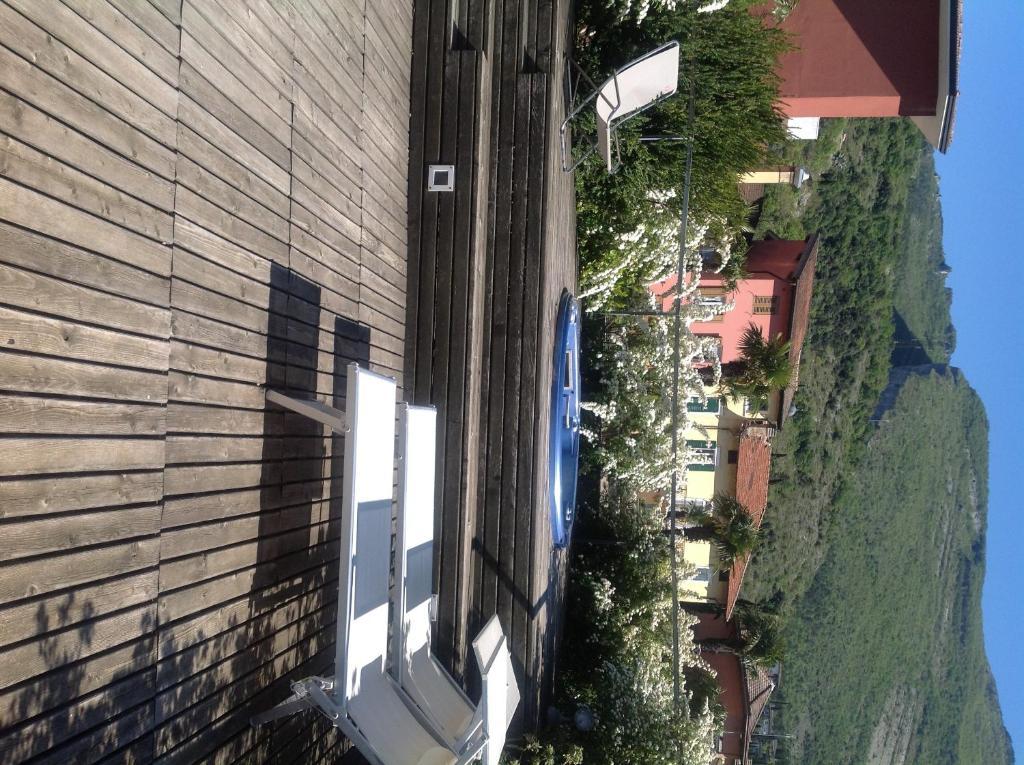 Albergo Al Caminetto Torbole Sul Garda Exterior foto